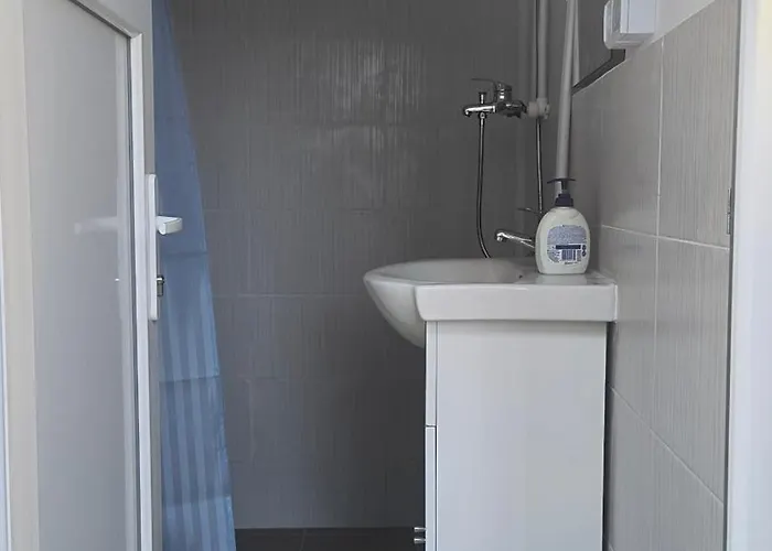 Stuffstock בית אירוח סולינה